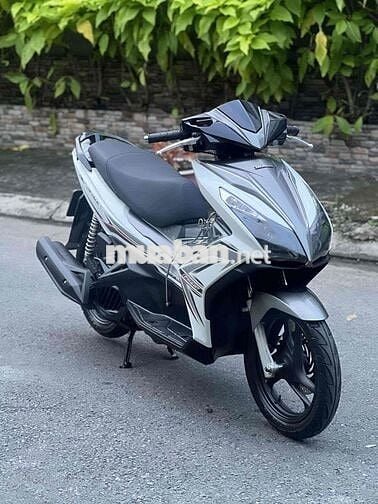 Xe honda ảiblade 2014 màu trắng xám đen mỡi 95%