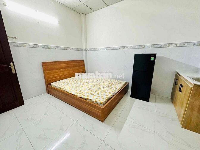 Căn Hộ Mini Ban Công Cửa Sổ Tại Quận 10, Đầy Đủ Nội Thất Gờ Giất Tự Do