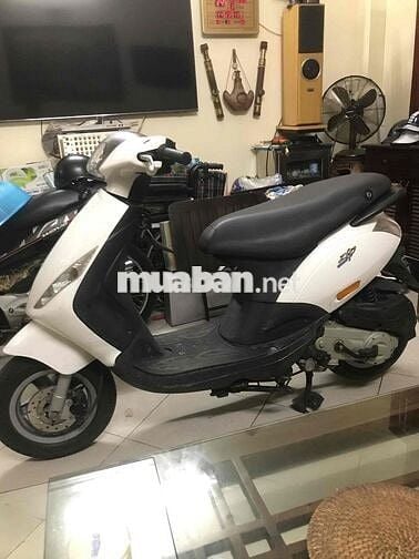 xe piagioo- zip mầu trắng chính chủ
