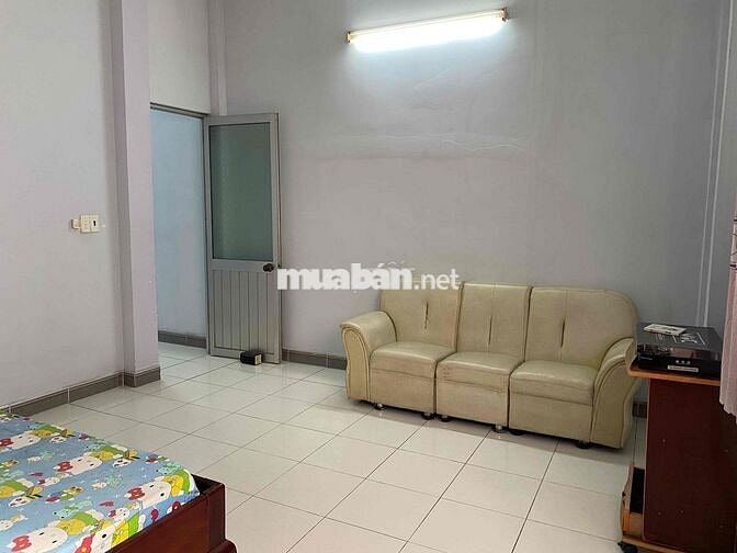 BÁN NHÀ + 6 PHÒNG TRỌ NGAY CHỢ ĐÊM MP1 GIÁ 3ty3xx