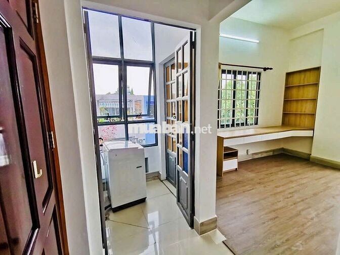 DT 65tr/th CHDV góc 2MT 90m2 ngang 5.5m HXT Nguyễn Sơn 4 tầng 14 PN