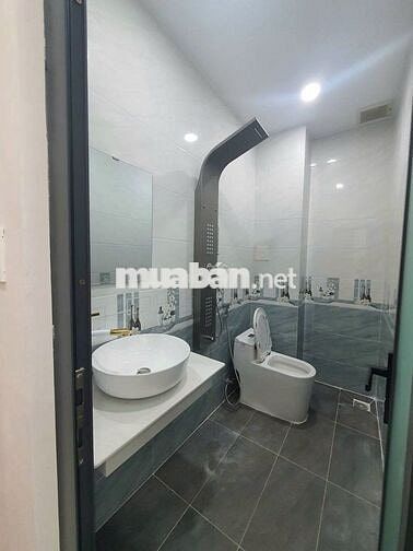 Cho thuê nhà HXH 33/3A Đặng Văn Ngữ P.10 Q.PN