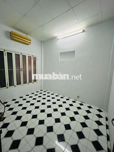 Cho thuê nhà nguyên căn 1 Lầu 2PN 2WC ban công -  Dương Quảng Hàm , GV