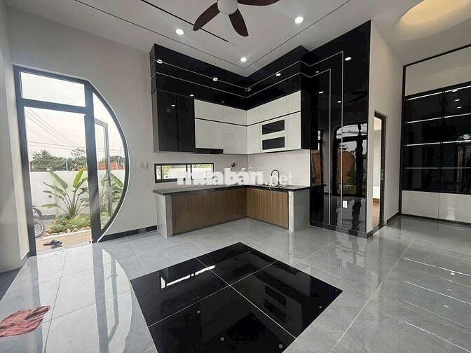 BIỆT THỰ NGHĨ DƯỠNG.4 PHÒNG NGỦ. 13X18 XÃ TÂN QUÝ TÂY. H. BÌNH CHÁNH.