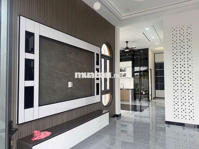 BIỆT THỰ NGHĨ DƯỠNG.4 PHÒNG NGỦ. 13X18 XÃ TÂN QUÝ TÂY. H. BÌNH CHÁNH.