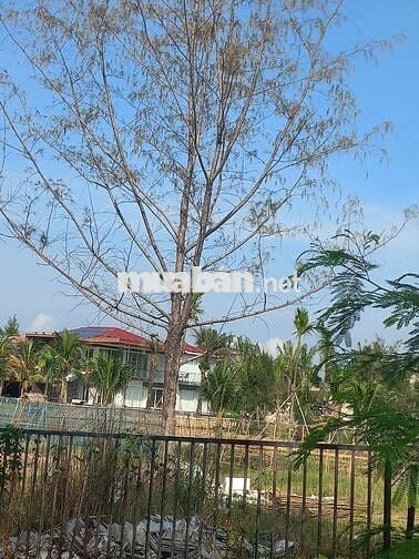 Bán đất kế hồ cách biển 800m khu dân cư đông đúc nhiều tiện ích