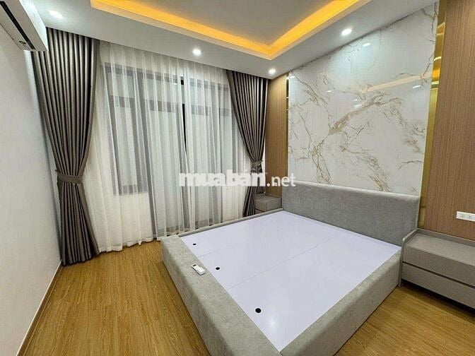 Bán nhà phân lô Bùi Xương Trạch, ô tô, kinh doanh. 40m2 5 tầng ở sướng