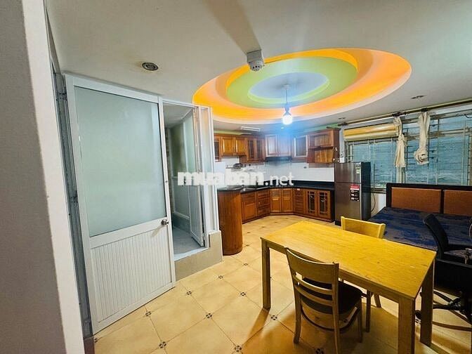 Cho thuê phòng khu Trung Sơn gần quận 7,8. DT: 35m2. Full Nội Thất .