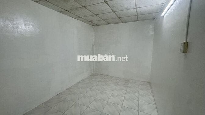 Phòng trọ 36m2 ở Quốc lộ 50 Bình Chánh, gần trường đại học