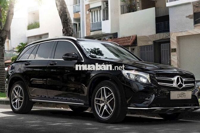 Mercedes Benz GLC300 4MATIC 2018 - 74000 km