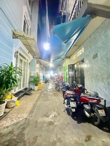 Chính chủ bán nhà hẻm 310 Ngô Quyền, P.8, Q.10