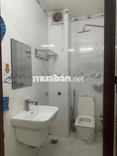 Cho thuê phòng có wc riêng, Âu Cơ Tân Bình