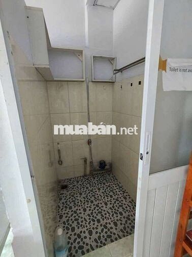 CHO THUÊ NHÀ HẺM 3 GÁC, 1 XET, CMT8 Q.3