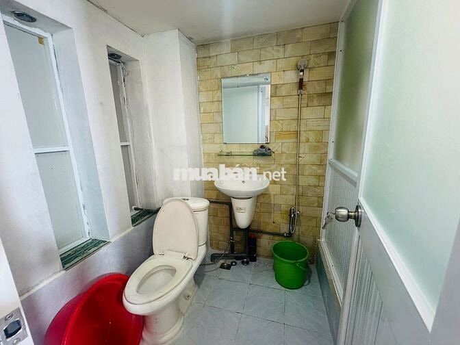 Cho thuê phòng khu Trung Sơn gần quận 7,8. DT: 35m2. Full Nội Thất .