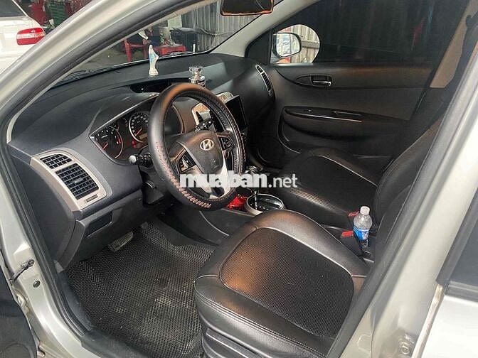 Cần bán huynh dai i20 số tự động chính chủ