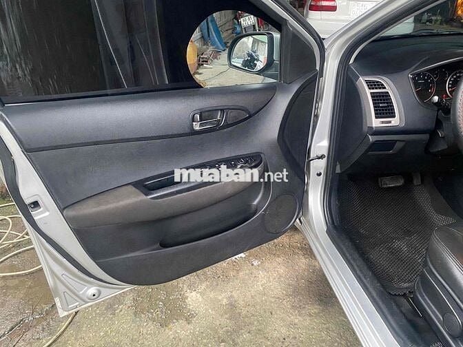 Cần bán huynh dai i20 số tự động chính chủ