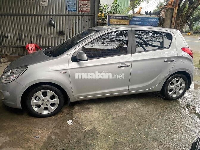 Cần bán huynh dai i20 số tự động chính chủ