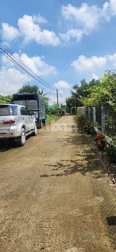 BÁN NHÀ VƯỜN KÈM KHU TRANG TRẠI ĐÃ XD HOÀN THIỆN CƠ BẢN, HỆ SINH THÁI