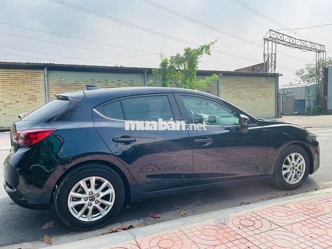 Mazda 3 2018 1.5 AT hackback - 75000 km