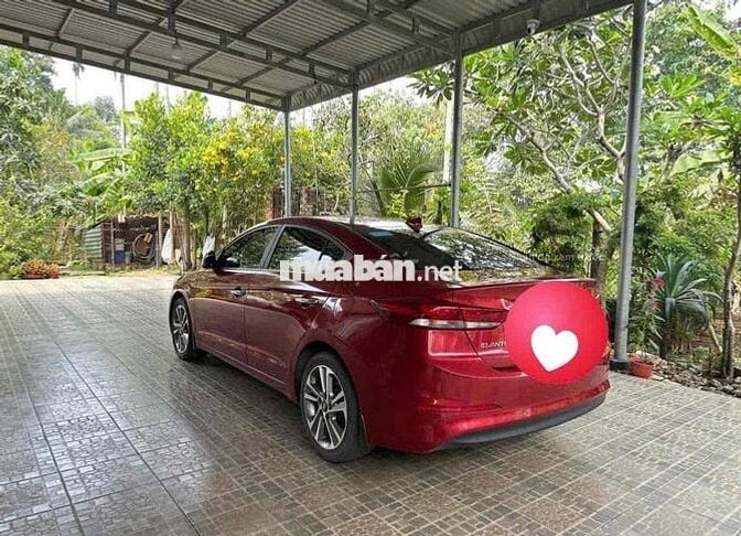 Hyundai Elantra 2018 2.0 AT - 48000 km
