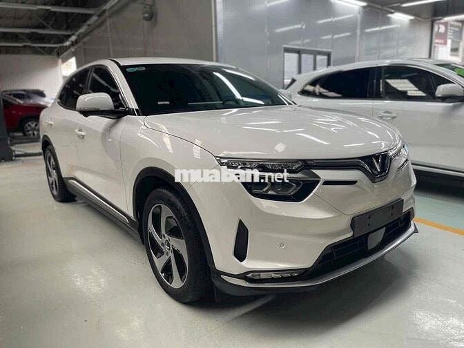 Vinfast VF8 2023 Eco mua Pin SDI xe GF loại 1