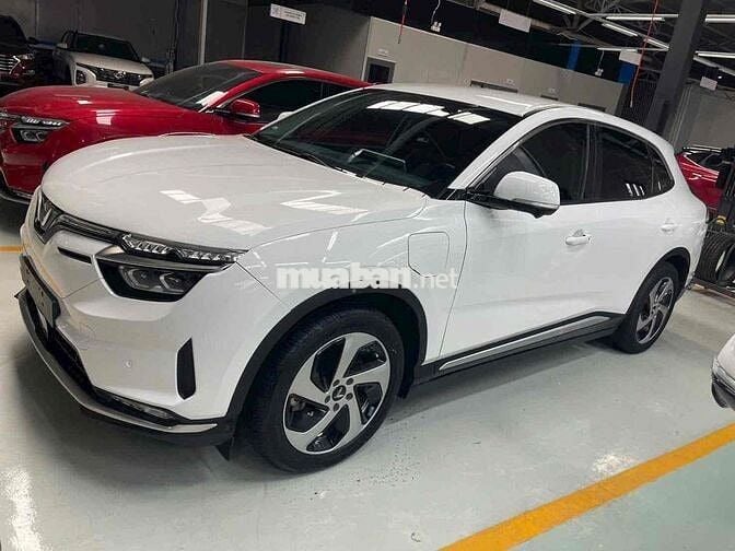 Vinfast VF8 2023 Eco mua Pin SDI xe GF loại 1