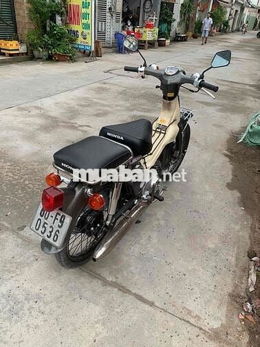 cần bán xe HON DA cub 70cc xe rất tiết kiêm xăng