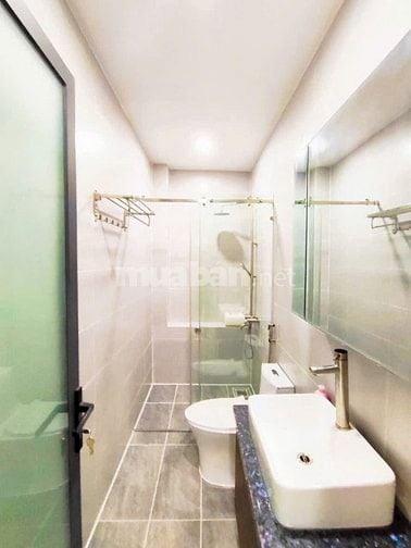 Cho thuê nhà 4 tầng hẻm ô tô giá 20 triệu/ tháng. BTT TPHCM