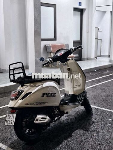 Vespa sprint 2016 zin all