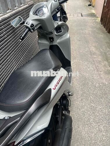 vision tháng 10/2024