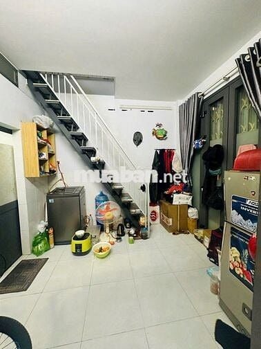 Mặt tiền kinh doanh buôn bán Quận Tân Phú 1 trệt 1 lững 1 lầu