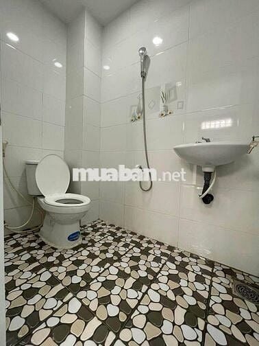 Cho thuê nhà gần Phạm Văn Đồng, Gigamall, cầu Bình Lợi 4x17m 3L5PN