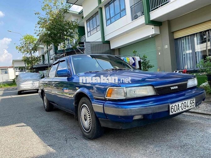 Toyota Camry 1990 - 10000 km