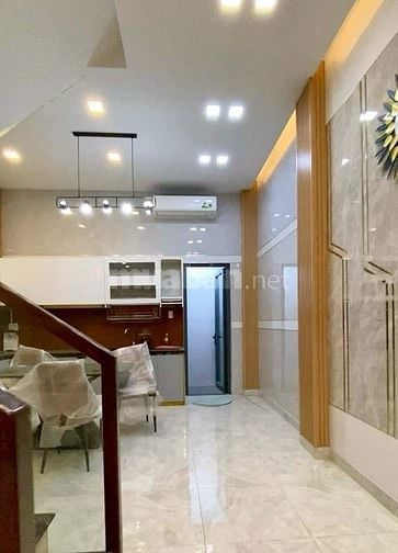 Cần tiền bán gấp nhà Nguyễn Văn Trỗi. Phường 2.Phú Nhuận. Giá 3 tỷ 190