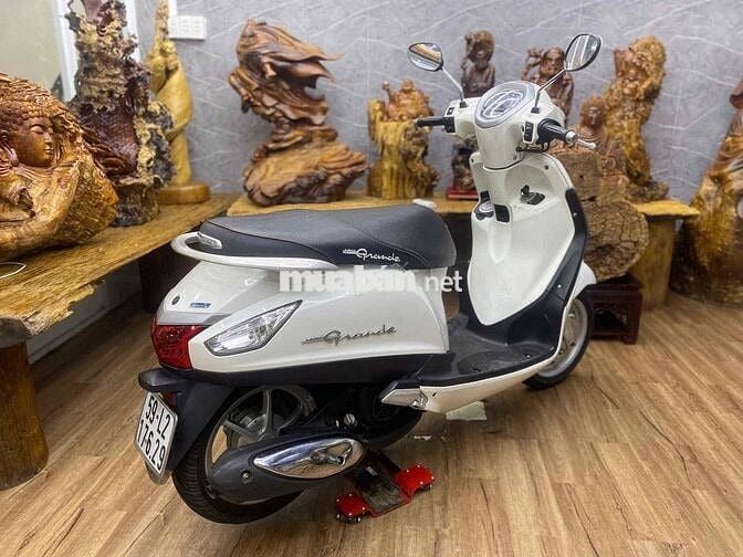 👉Grande 2015 biển SG dàn áo cứng cáp, máy khoẻ