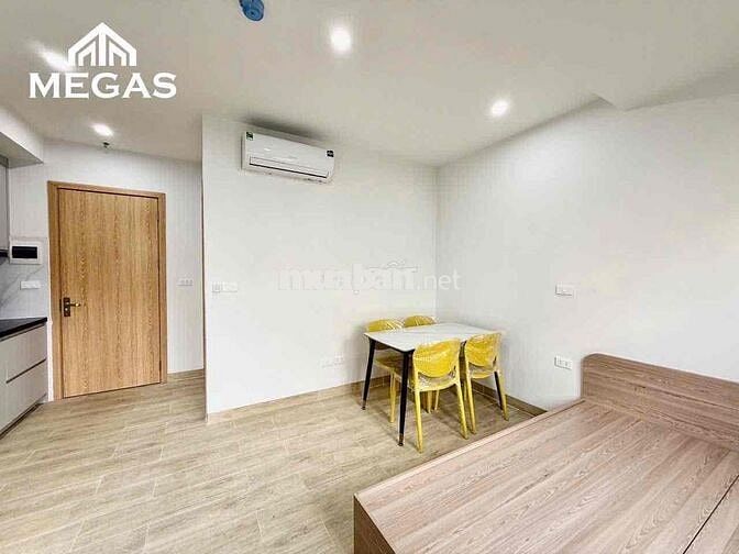 CĂN HỘ STUDIO SIÊU RỘNG - FULL NỘI THẤT - BAN CÔNG NGAY CÔNG VIÊN LÀNG