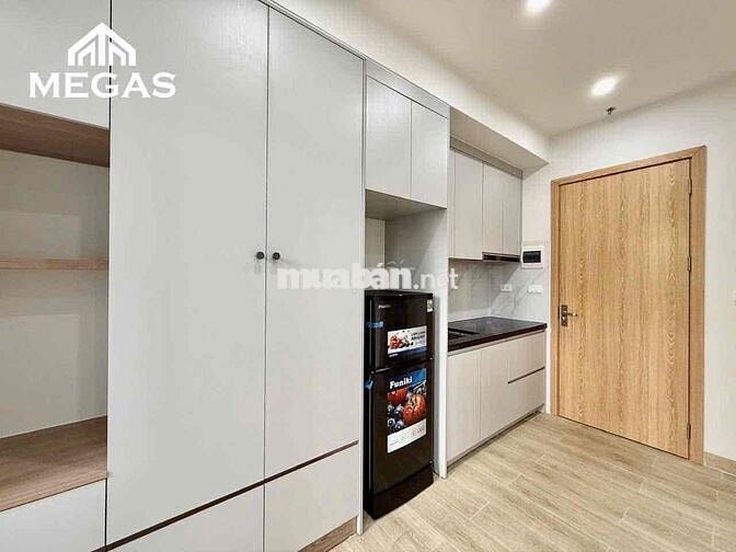 CĂN HỘ STUDIO SIÊU RỘNG - FULL NỘI THẤT - BAN CÔNG NGAY CÔNG VIÊN LÀNG