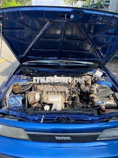 Toyota Camry 1990 - 10000 km