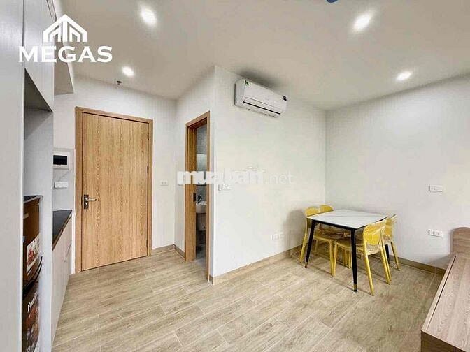 CĂN HỘ STUDIO SIÊU RỘNG - FULL NỘI THẤT - BAN CÔNG NGAY CÔNG VIÊN LÀNG