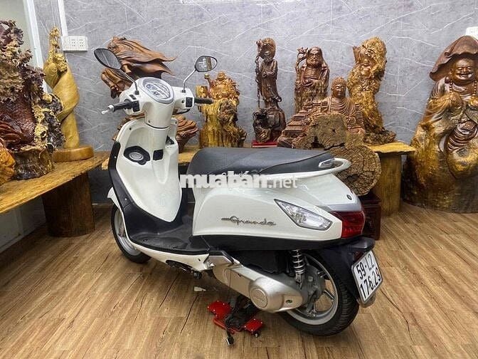 👉Grande 2015 biển SG dàn áo cứng cáp, máy khoẻ