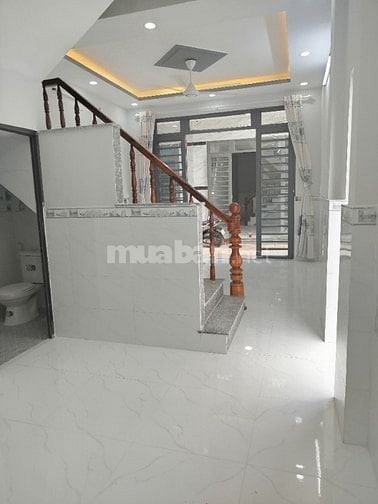 Bán nhà chính chủ - cách cầu tham lương 15 km