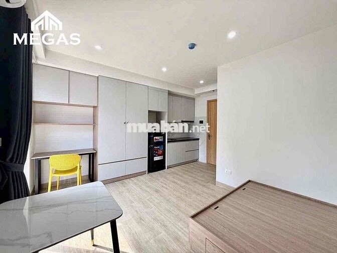 CĂN HỘ STUDIO SIÊU RỘNG - FULL NỘI THẤT - BAN CÔNG NGAY CÔNG VIÊN LÀNG