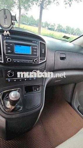 Hyundai Starex 2017 - 150000 km