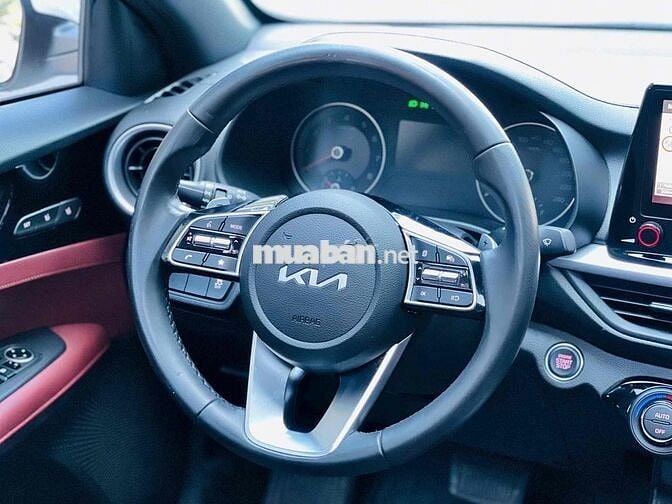 Kia K3 2022 Premium 2.0 AT - 71000 km