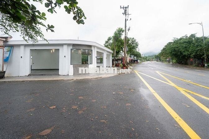 CHO THUÊ MB KINH DOANH VÀ BÃI XE ĐƯỜNG LÊN BÀ NÀ