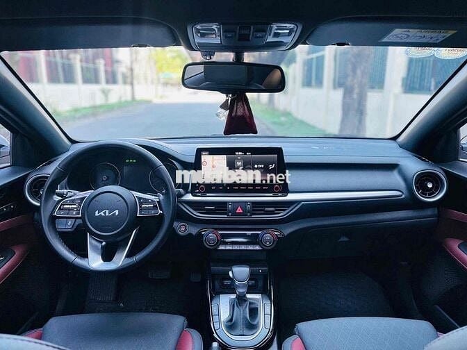 Kia K3 2022 Premium 2.0 AT - 71000 km