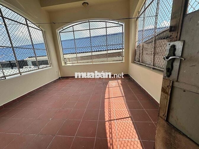 Chị mình cần SHARE lại 3 LẦU nhà mặt tiền NGUYỄN GIA TRÍ - BÌNH THẠNH