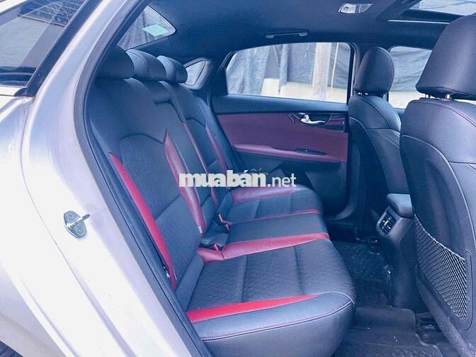 Kia K3 2022 Premium 2.0 AT - 71000 km