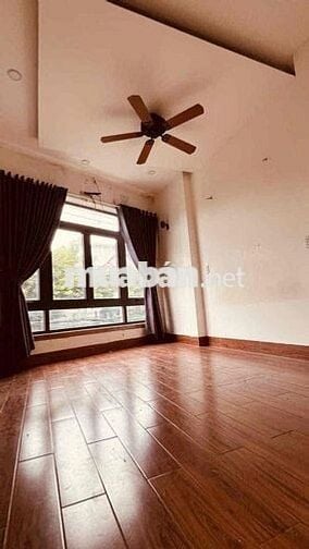 nhà 3 tầng vị trí đắc địa ngô thì nhậm