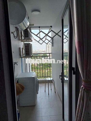 Cho thuê 2PN đầy đủ nội thất view Đông thoáng Botanica Premier gần sb